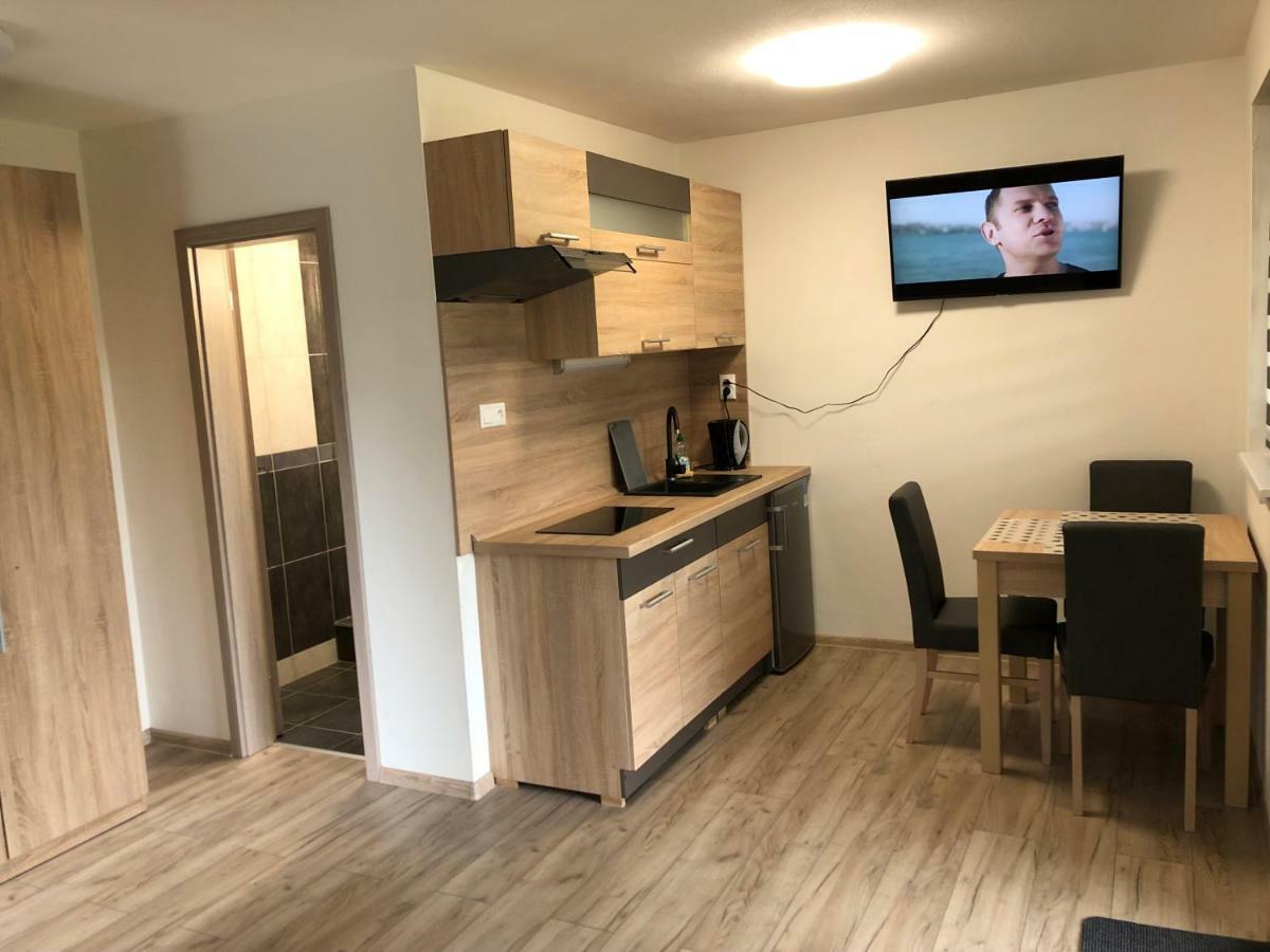 Apartmanovy Dom Magda เวอร์โบว์ ภายนอก รูปภาพ